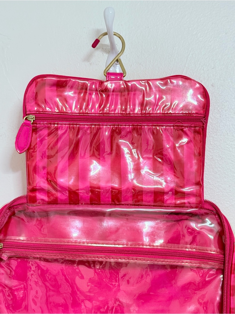 Vintage Y2K Victoria’s Secret Pink Stripe Travel Cosmetics Bag With Hanger - Picture 10 of 12
